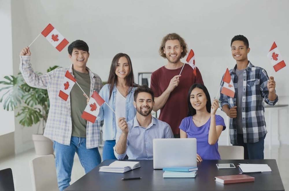 قرعة الهجرة إلى كندا 2021 و طريقة التسجيل فيها